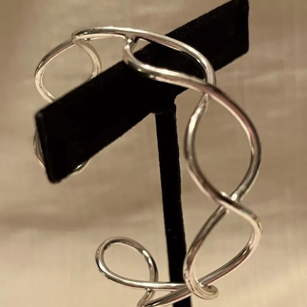 Silver-Tone Spiral Wave Design Cuff Bracelet Minimalist Simple